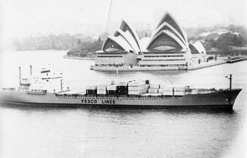 Контейнеровоз «Гамзат Цадаса», 1980-е годы